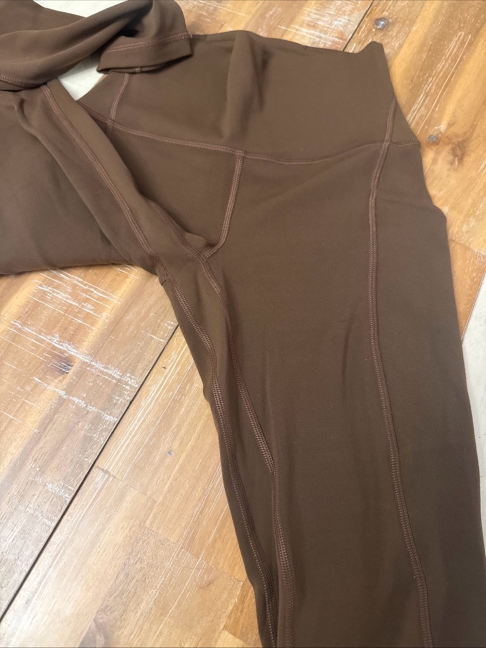 lululemon athletica Brown Women’s High-Rise Leggings - Picture 3 of 5